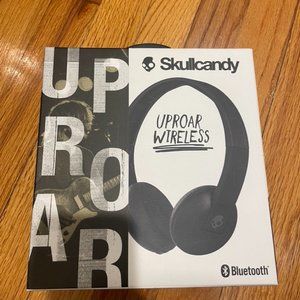Skullcandy Uproar Wireless Headphones